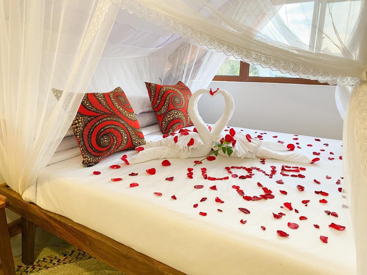 Heart Of Africa Lodge Arusha Esterno foto