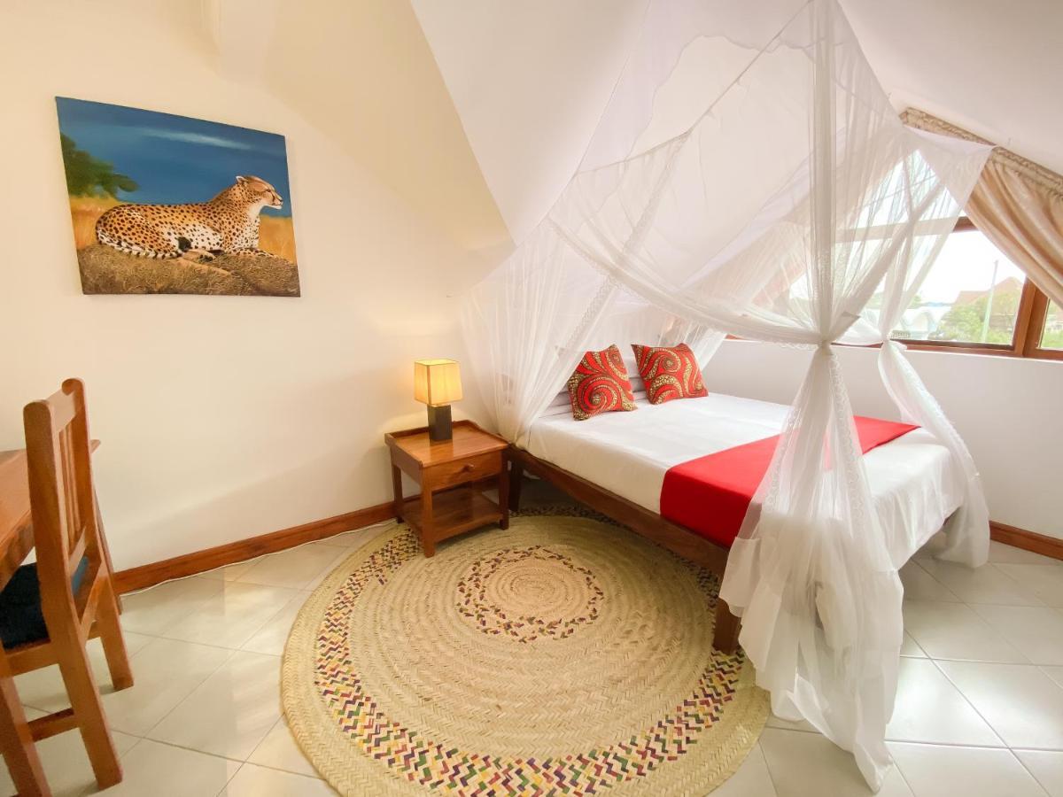 Heart Of Africa Lodge Arusha Esterno foto
