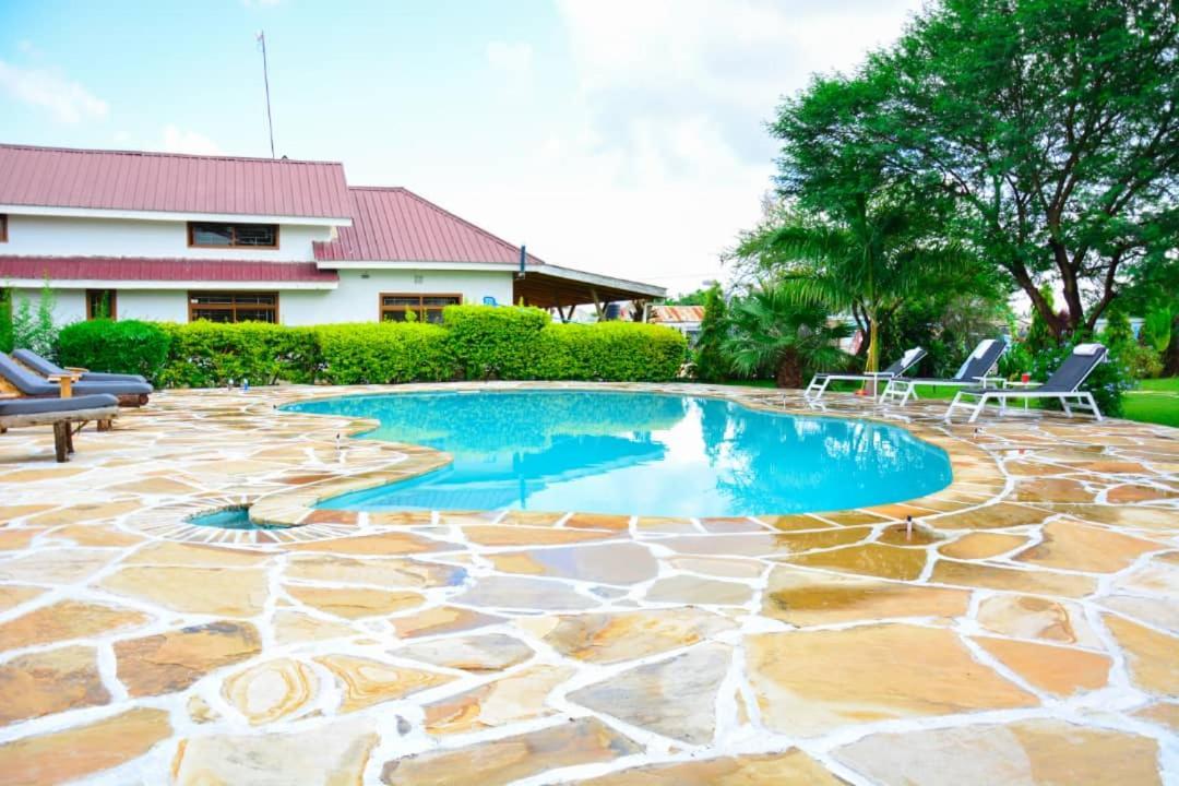 Heart Of Africa Lodge Arusha Esterno foto